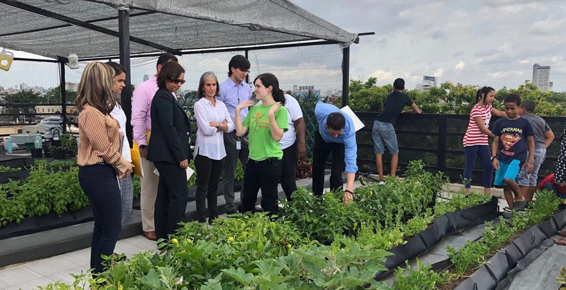 FAC Santo Domingo Motors y Motor Crédito visitan la Fundación Abriendo Camino Actividades